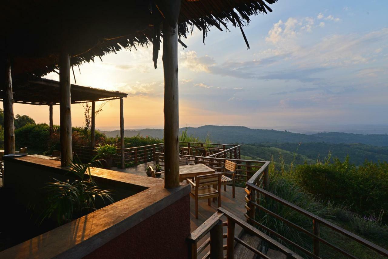 Isunga Lodge Kibale National Park Екстериор снимка